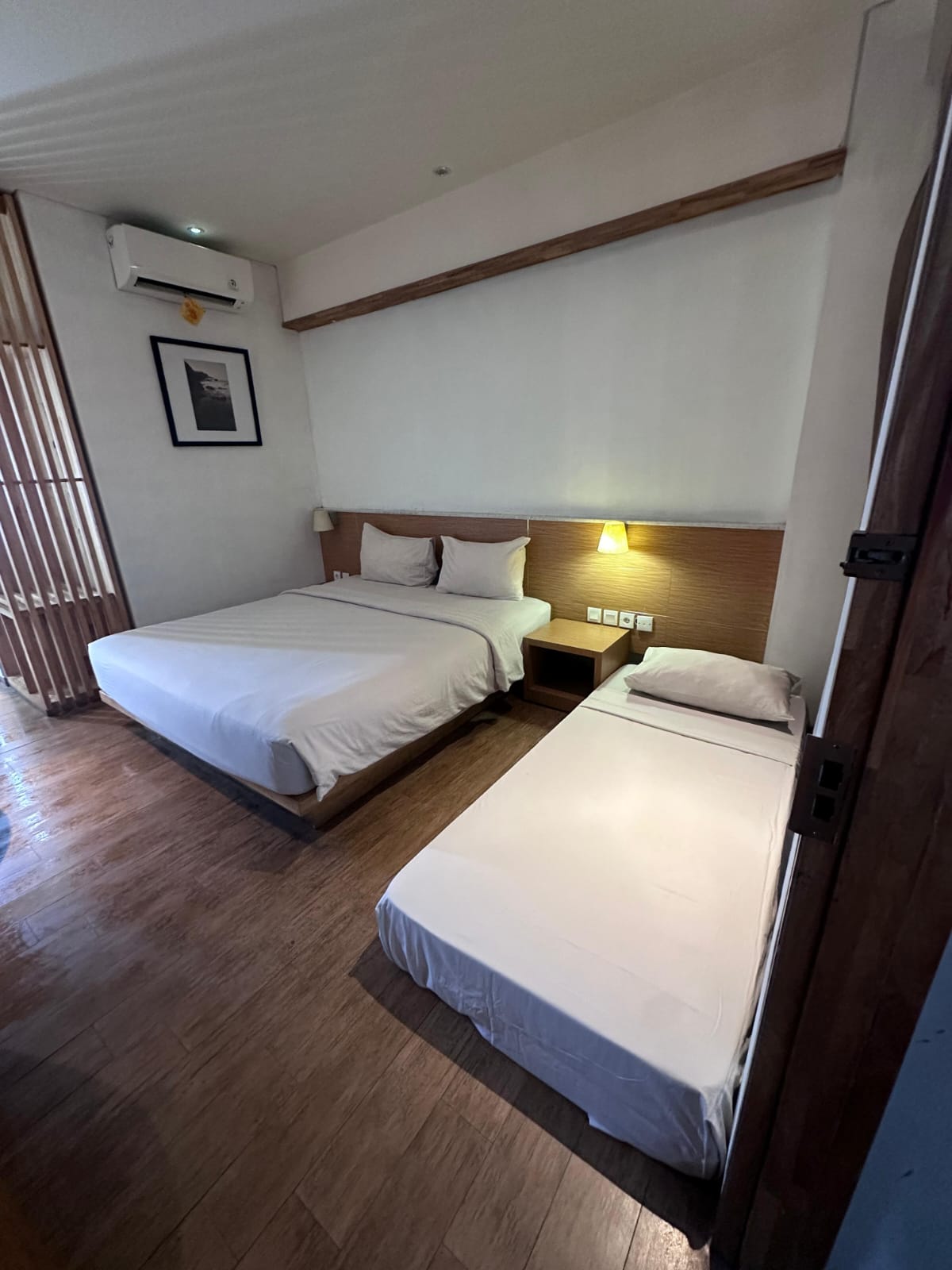 EXTRA BED
